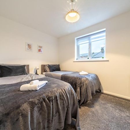 Luxury 2 Bed Apartment Stansted Airport Bishops Stortford Бишопс-Стортфорд Экстерьер фото