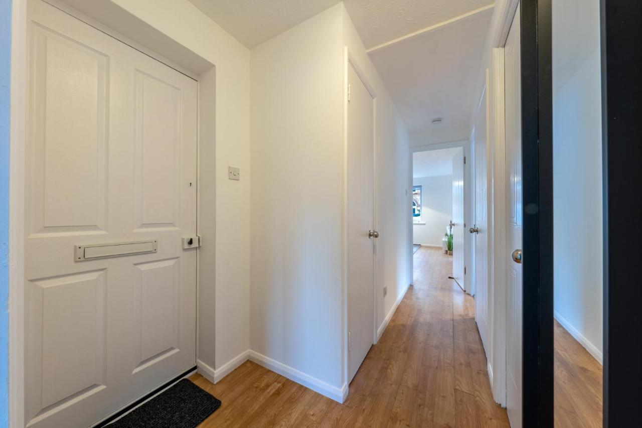 Luxury 2 Bed Apartment Stansted Airport Bishops Stortford Бишопс-Стортфорд Экстерьер фото
